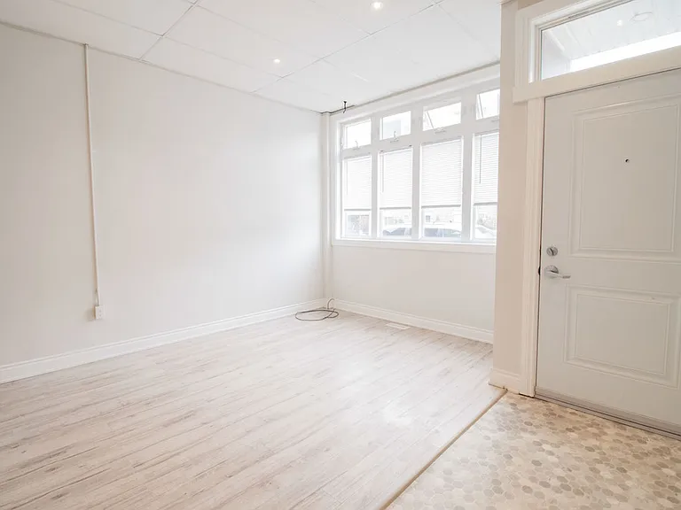 595 King St #3 — Photo 8