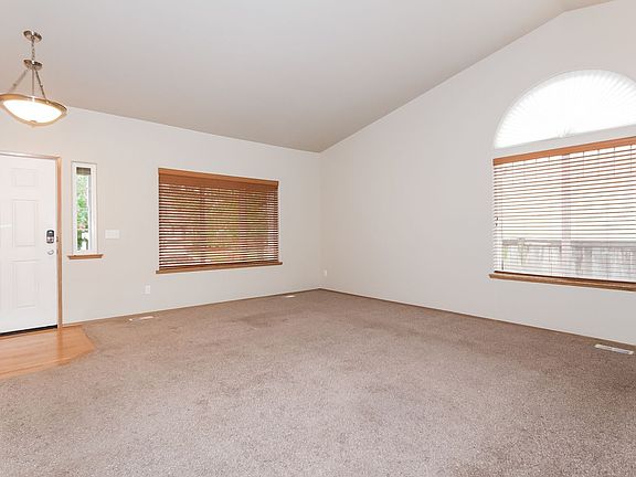 2nd image of 4818 36th Ave NE