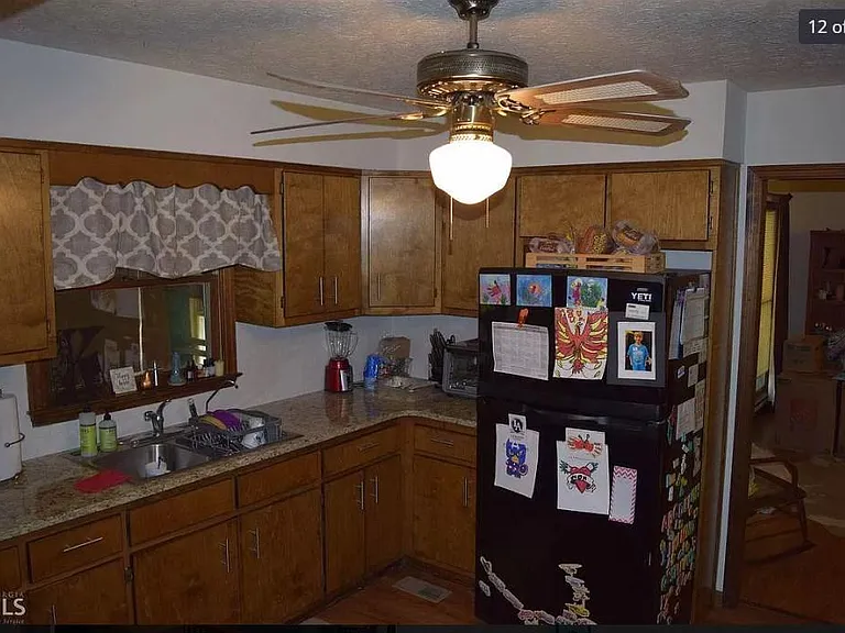 233 Linda Ln — Photo 8
