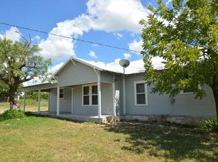 701 W Lampasas St, Lometa, TX 76853