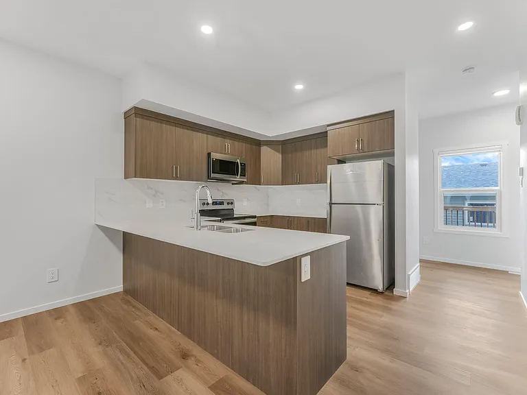 545 Black Stone Blvd — Photo 18