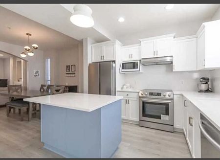 5th image of 24350 101a Ave #55