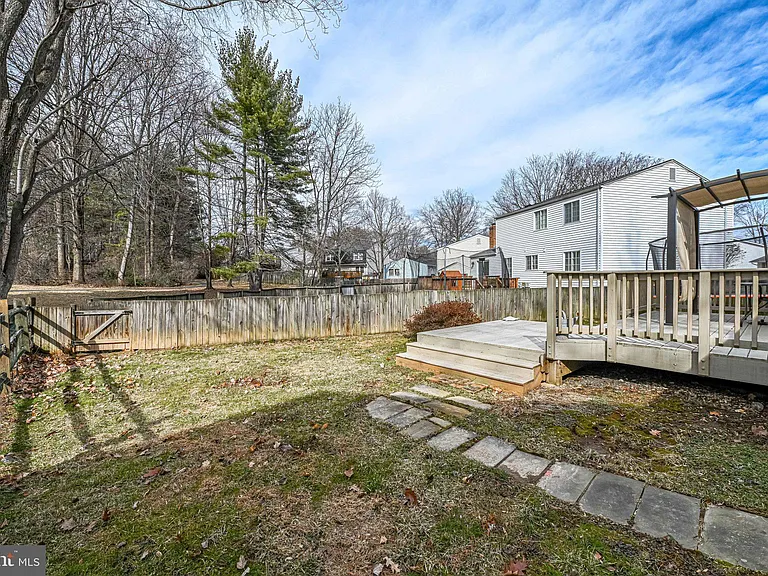 6144 Windward Dr — Photo 33