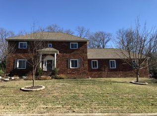 8309 Oakmont Dr, Nixa, MO 65714