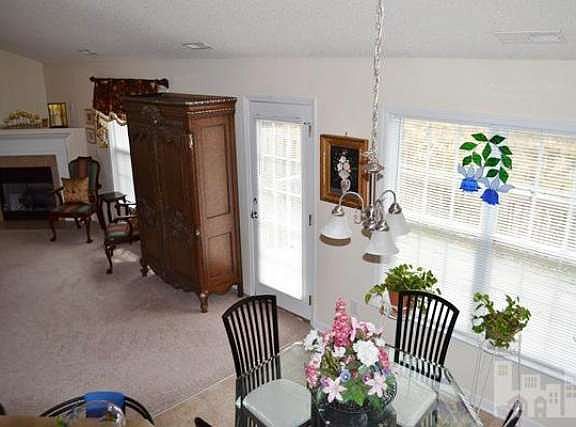 4th image of 406 Hanna Dr