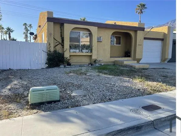 1421 E Twin Star Rd, Palm Springs, CA 92262