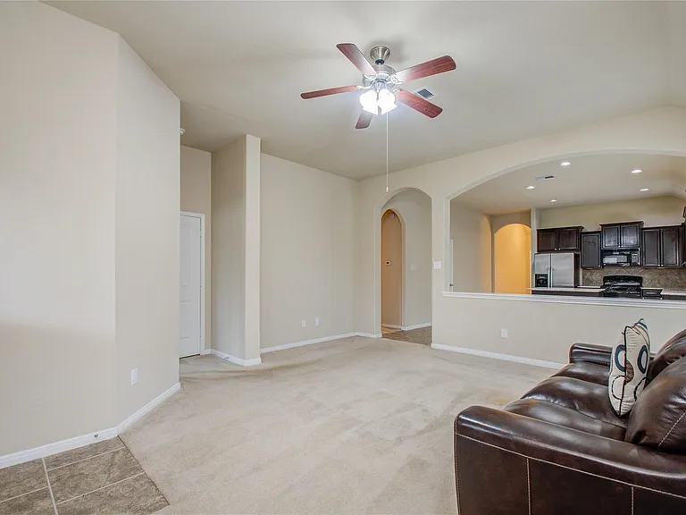 8710 Austin Thomas Dr — Photo 12