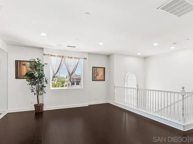 9230 Island Pine Way — Photo 43