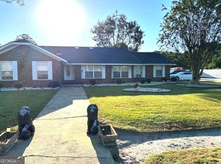 102 Pine Grove Dr, Savannah, GA 31419