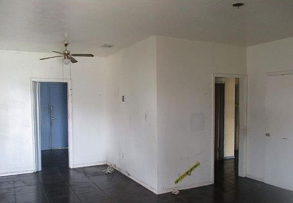 4th image of 2127 NW 71st St