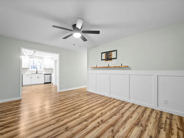 514 Gainey Dr — Photo 5