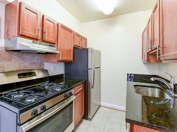 2702 Wisconsin Ave NW #B3