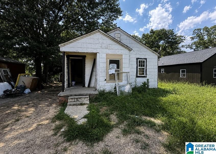 1st image of 3004 McKleroy Ave