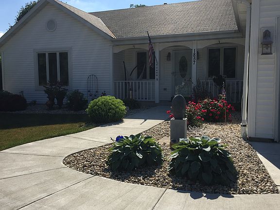 2nd image of 1857 Blackfoot Ct
