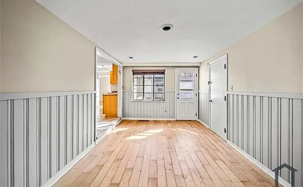21516 Halworth Rd — Photo 25
