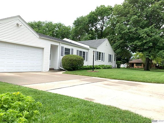 2nd image of 1246 N Platte Ave