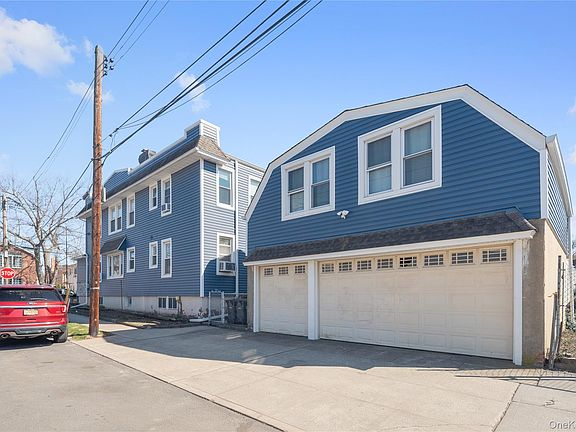 3rd image of 7526 166th Street