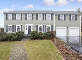 11 Schooner Rdg, Marblehead, MA 01945