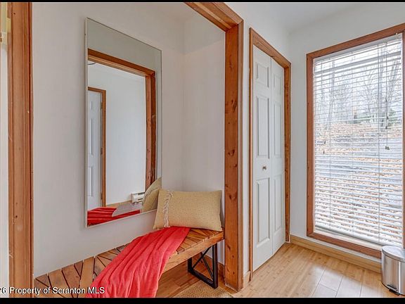 2nd image of 123 Banbury Dr