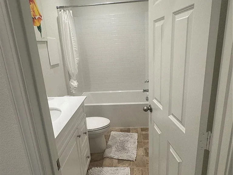 9509 Venetian Way — Photo 16