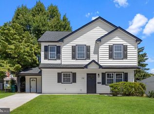 278 Appletree Dr, Levittown, PA