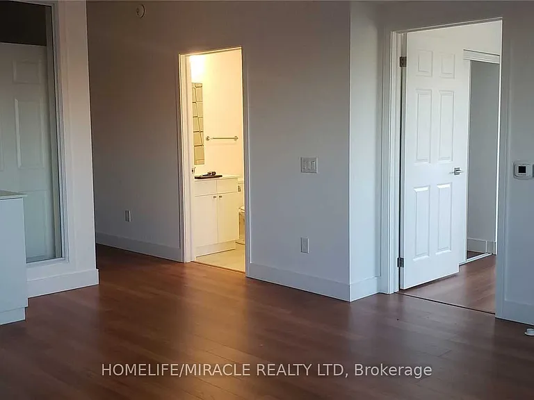 1 Wellington St #318 — Photo 12