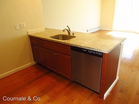 5th image of 2929 Geary Blvd APT 4