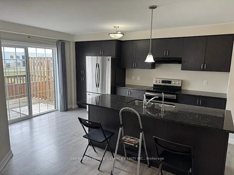 3 bed, $2,800 — Photo 4