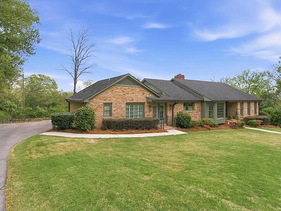 2nd image of 3601 Crestbrook Rd