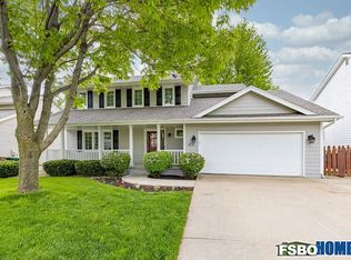 4774 Ashley Park Dr, West Des Moines, IA 50265