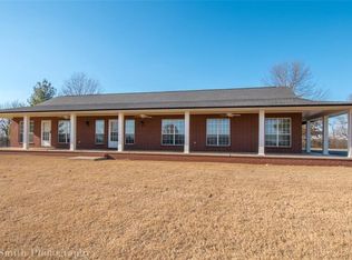 Elmore St, Springdale, AR 72762