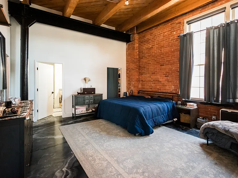 200 River Place Dr #12 — Photo 7
