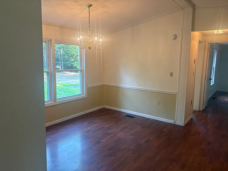 38 Dogwood Ln — Photo 4