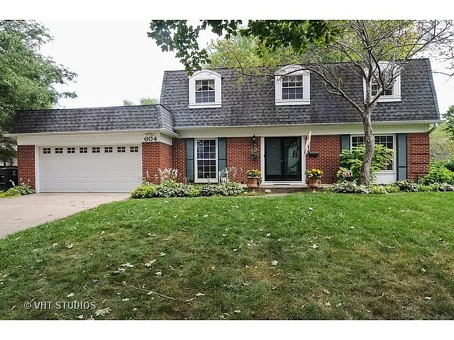 604 Carter St photo 1