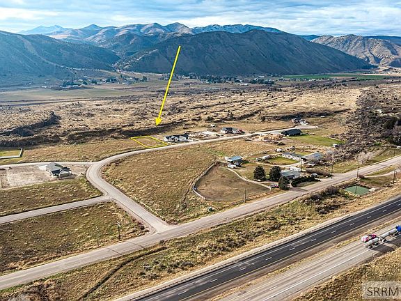 5th image of 2349 Alden Loop