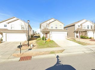 3673 Althorp Dr, Raleigh, NC 27616