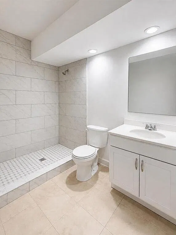 7987 NW 35th Ct — Photo 4