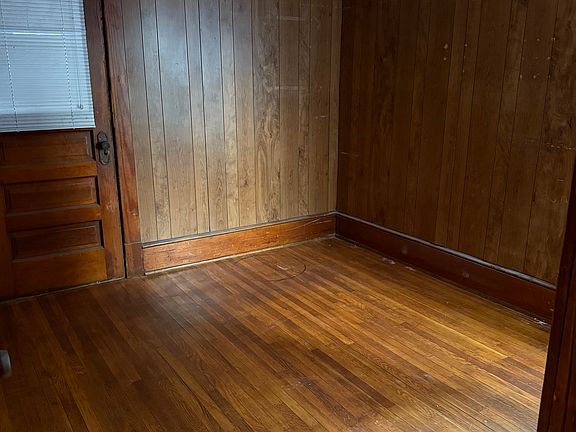 3rd image of 97 Briggs Ave APT 1