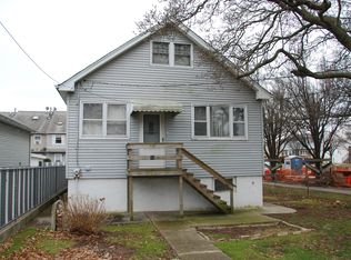 92 Reid Ave, Staten Island, NY 10305