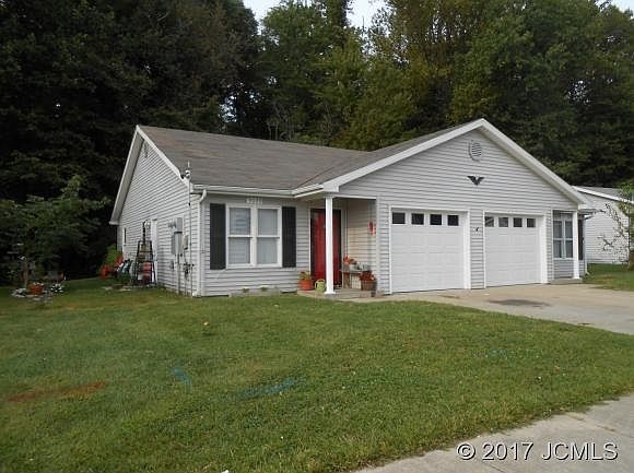 2nd image of 3029-3031 N Cameron Ct