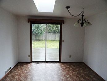 5th image of 9116 157th St E