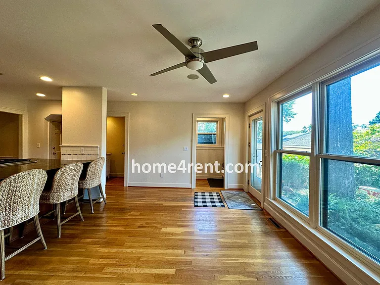 211 W 66th St — Photo 22