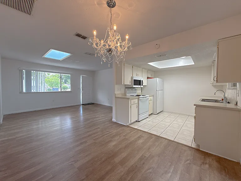 8942 SW 109th Ln — Photo 10