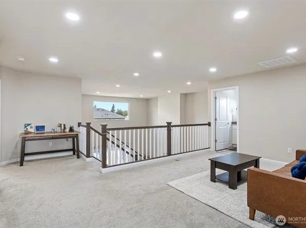 18439 138th Street E, Bonney Lake, WA 98391