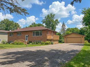 2N356 Prairie Ave, Glen Ellyn, IL 60137