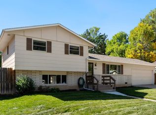 405 Flicker Dr, Fort Collins, CO 80526