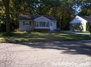 755 Sherman Ave, Oconomowoc, WI 53066