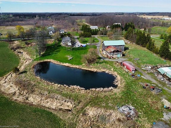 5th image of 1030 Metler Rd