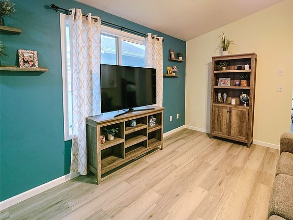5th image of 4409 148th Street NE