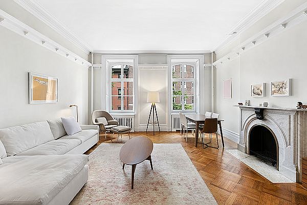 1st image of 25 W 9th St APT 2